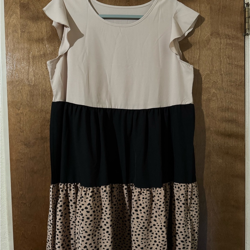 SHEIN Cream and Black Maxi Dress